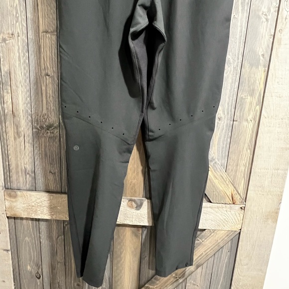 COPY - Lululemon mens License to Train Pants - Picture 4 of 10